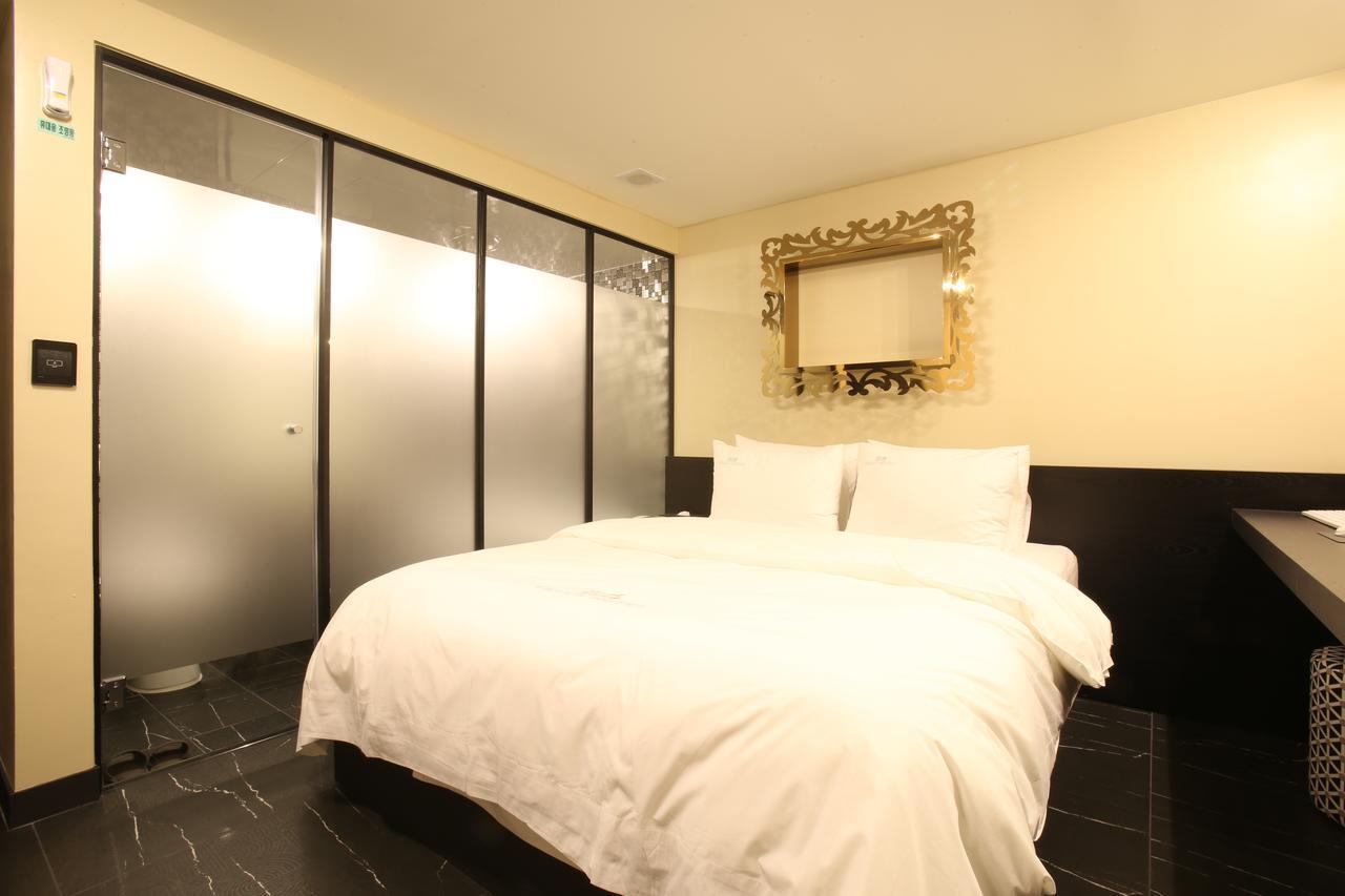 Guri Cello Hotel Dış mekan fotoğraf