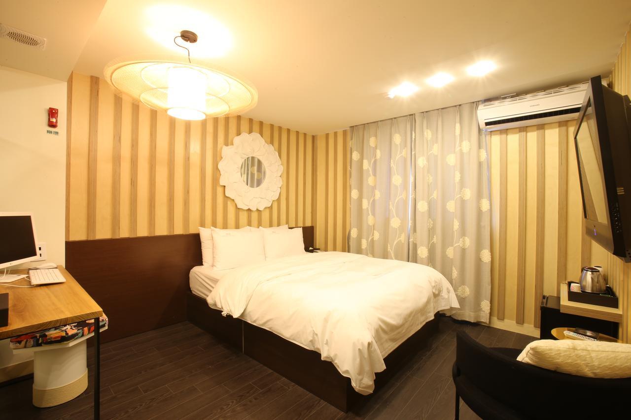 Guri Cello Hotel Dış mekan fotoğraf